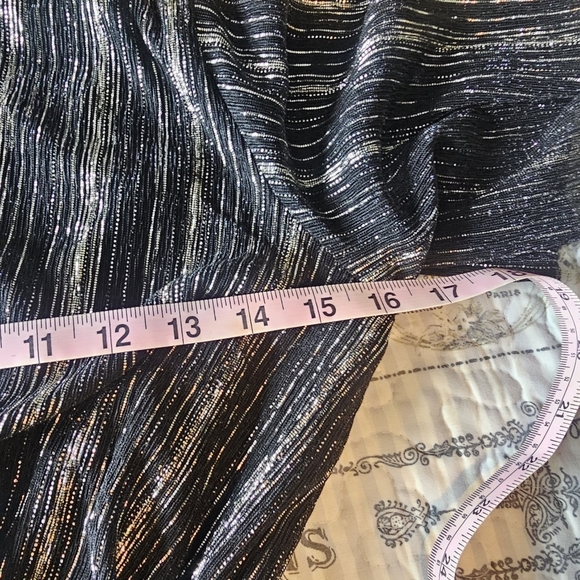 All in Favor Metallic Black Gold Striped Midi Dress Size M - Picture 10 of 11